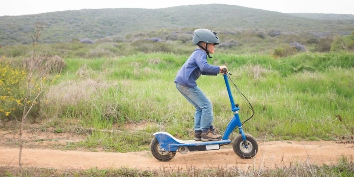 BEST-ELECTRIC-SCOOTERS-FOR-KIDS