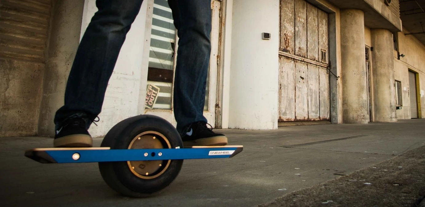 ONE-WHEELED-HOVERBOARDS