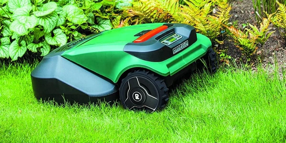 robotic-lawn-mowers-Robomow